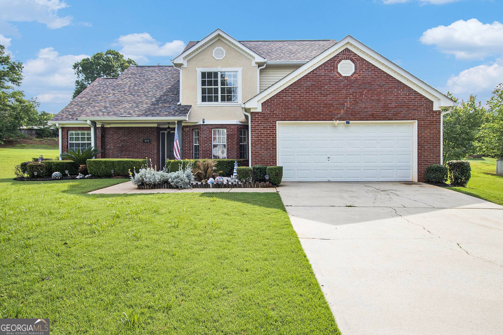 Mcdonough, GA 30253,1698 Bennett DR