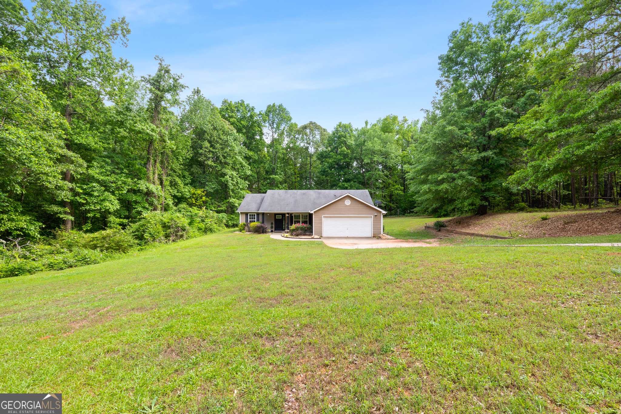 Sharpsburg, GA 30277,3775 Highway 16 E