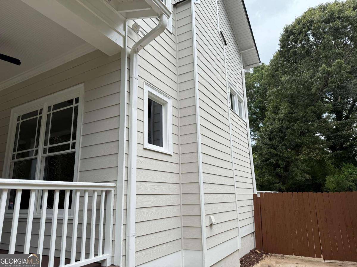 Decatur, GA 30032,2552 White Oak DR