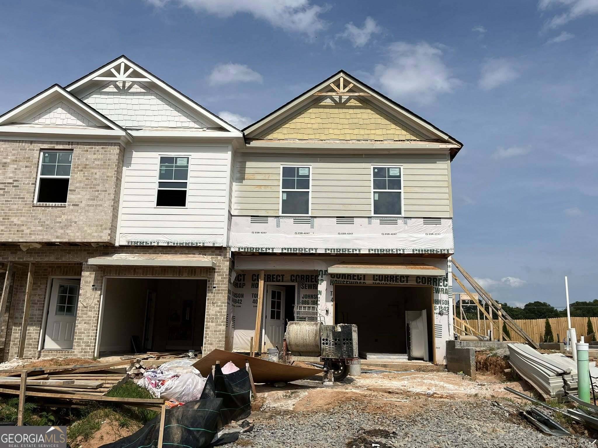 Hoschton, GA 30548,49 Creekside Commons DR