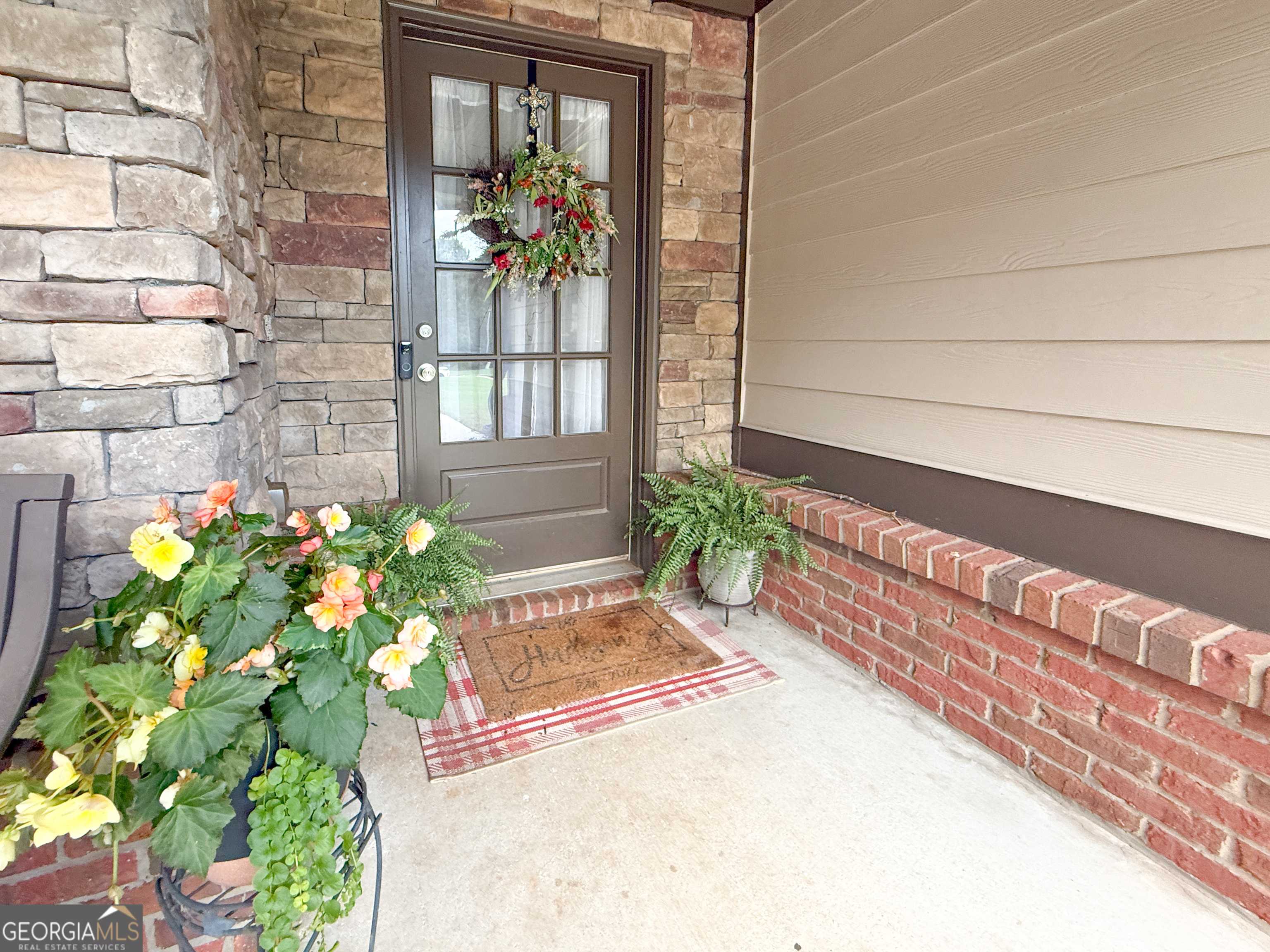 Winder, GA 30680,608 Henning DR