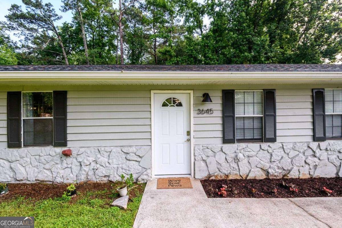 Snellville, GA 30039,3645 Shrewsbury CT