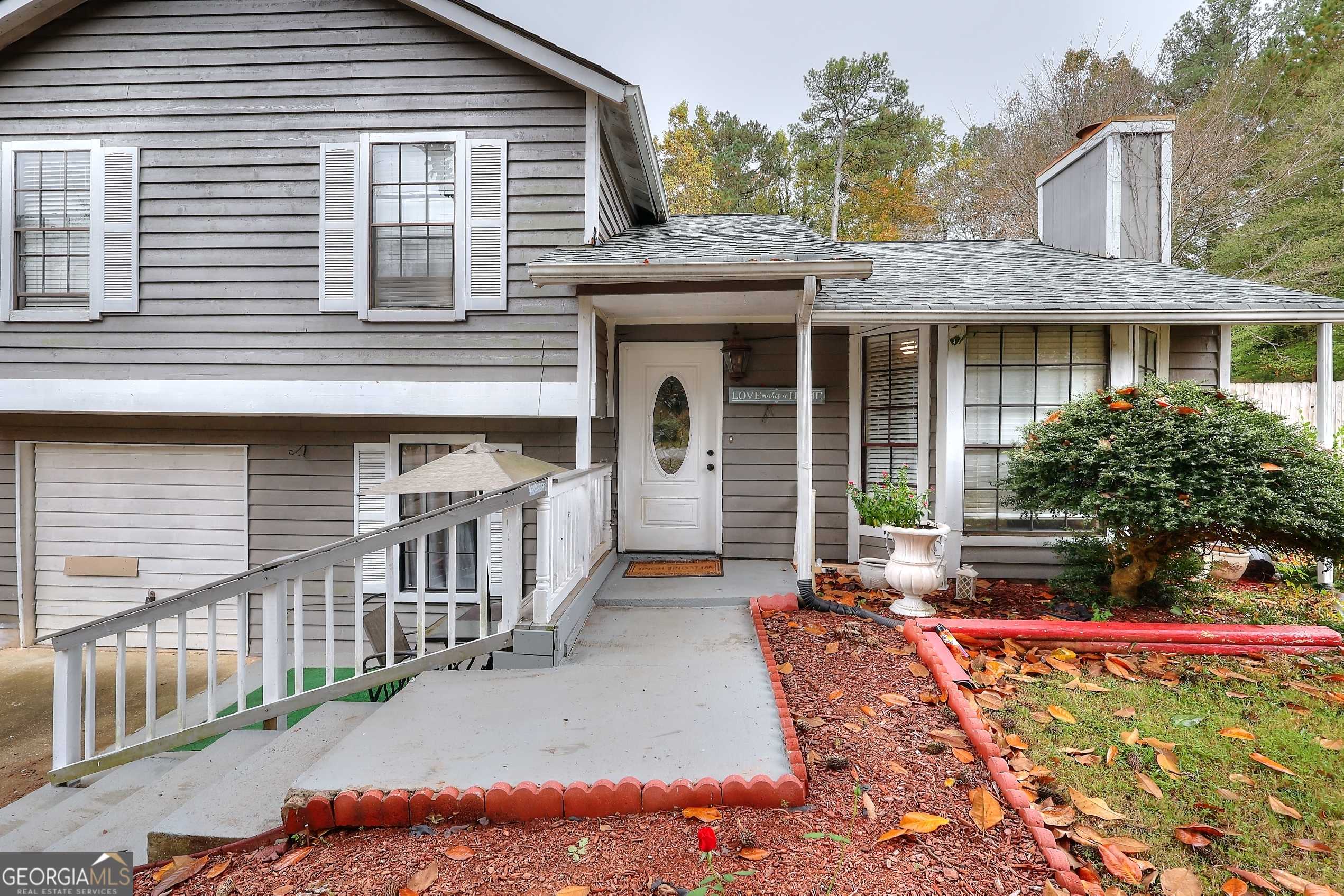 Snellville, GA 30039,2573 Mistletoe LN