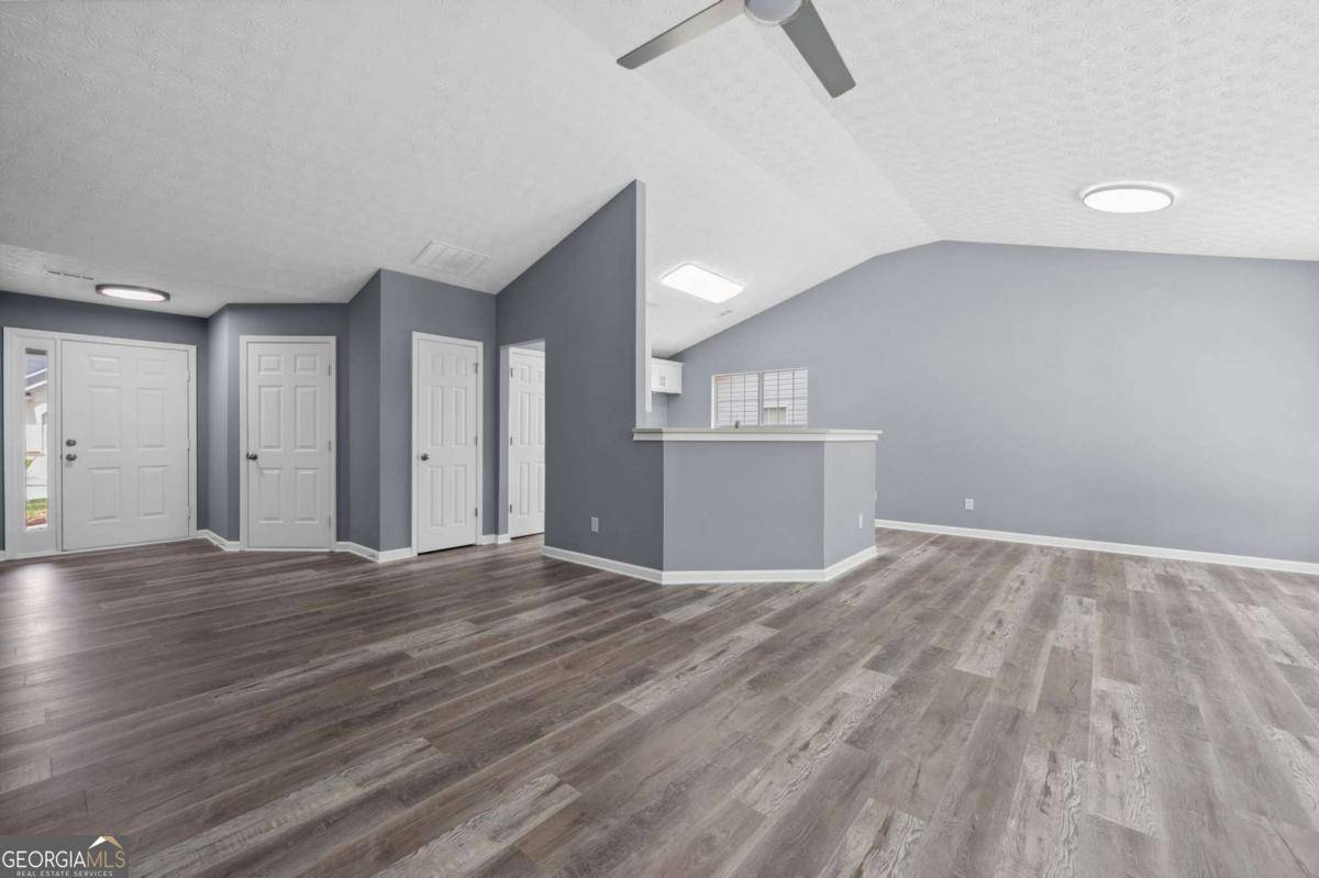 Lithonia, GA 30058,2470 Hillvale CIR