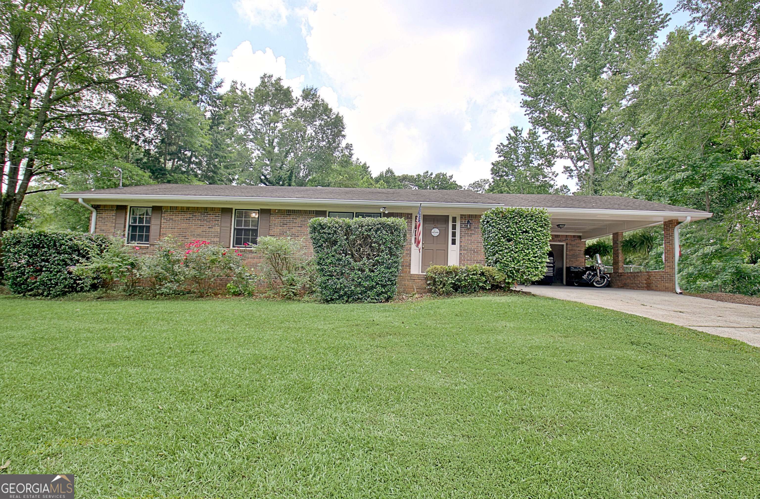 Fayetteville, GA 30214,260 Sharon DR