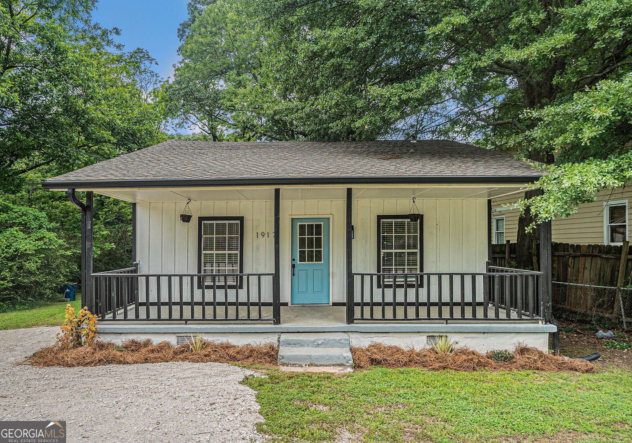 Atlanta, GA 30344,1917 Connally DR