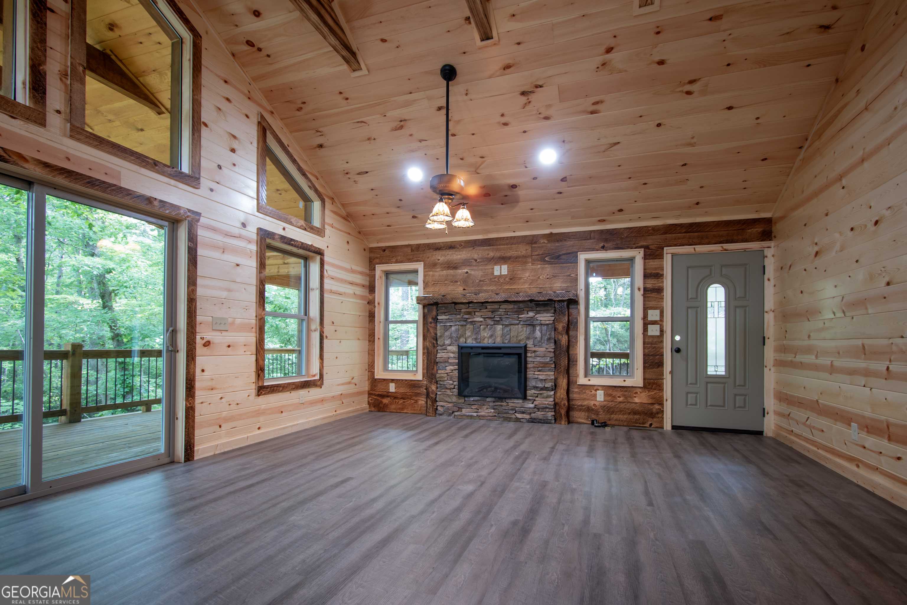 Murphy, NC 28906,155 Stonecrest Lane