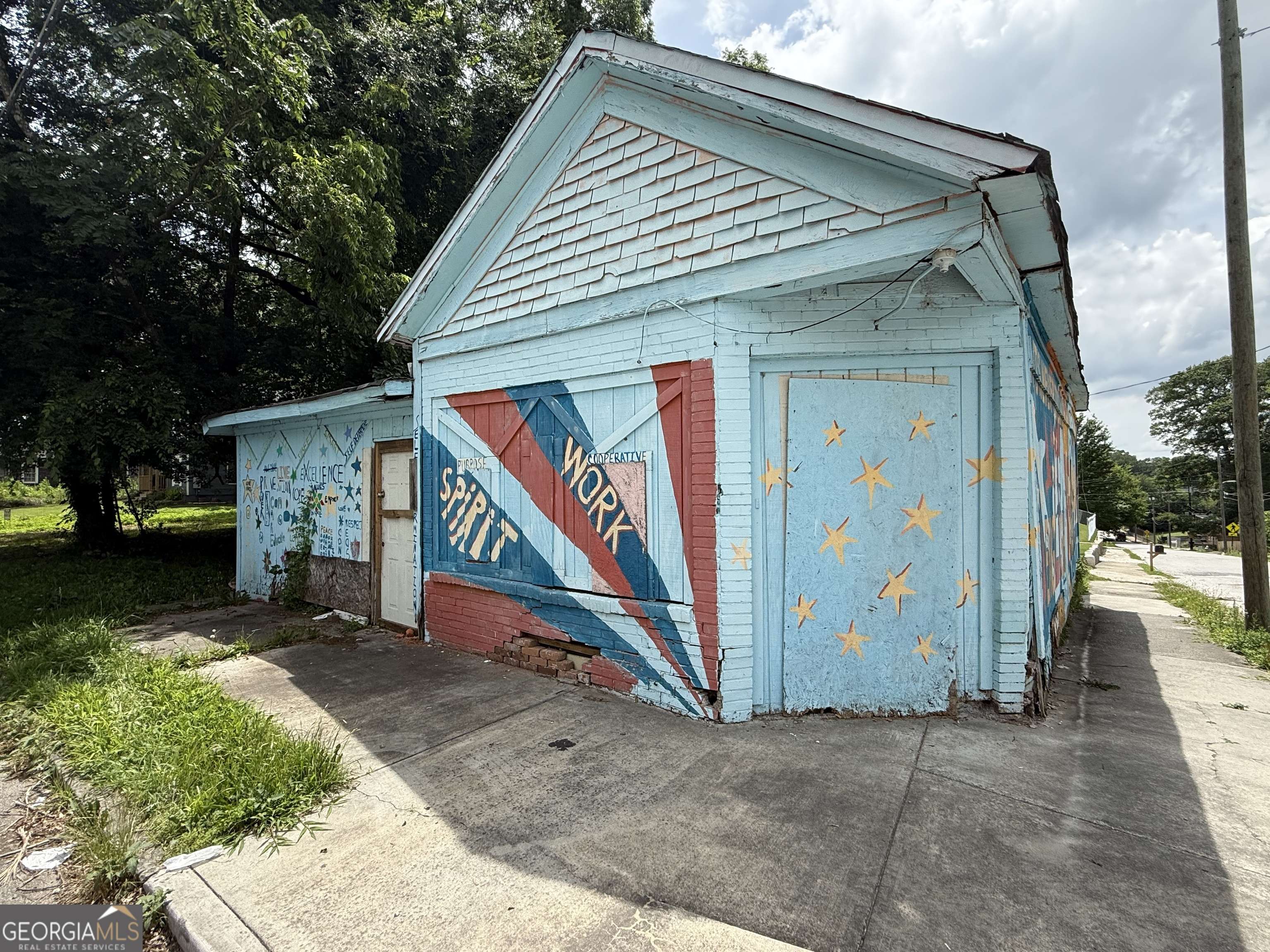 Atlanta, GA 30318,562 English AVE NW