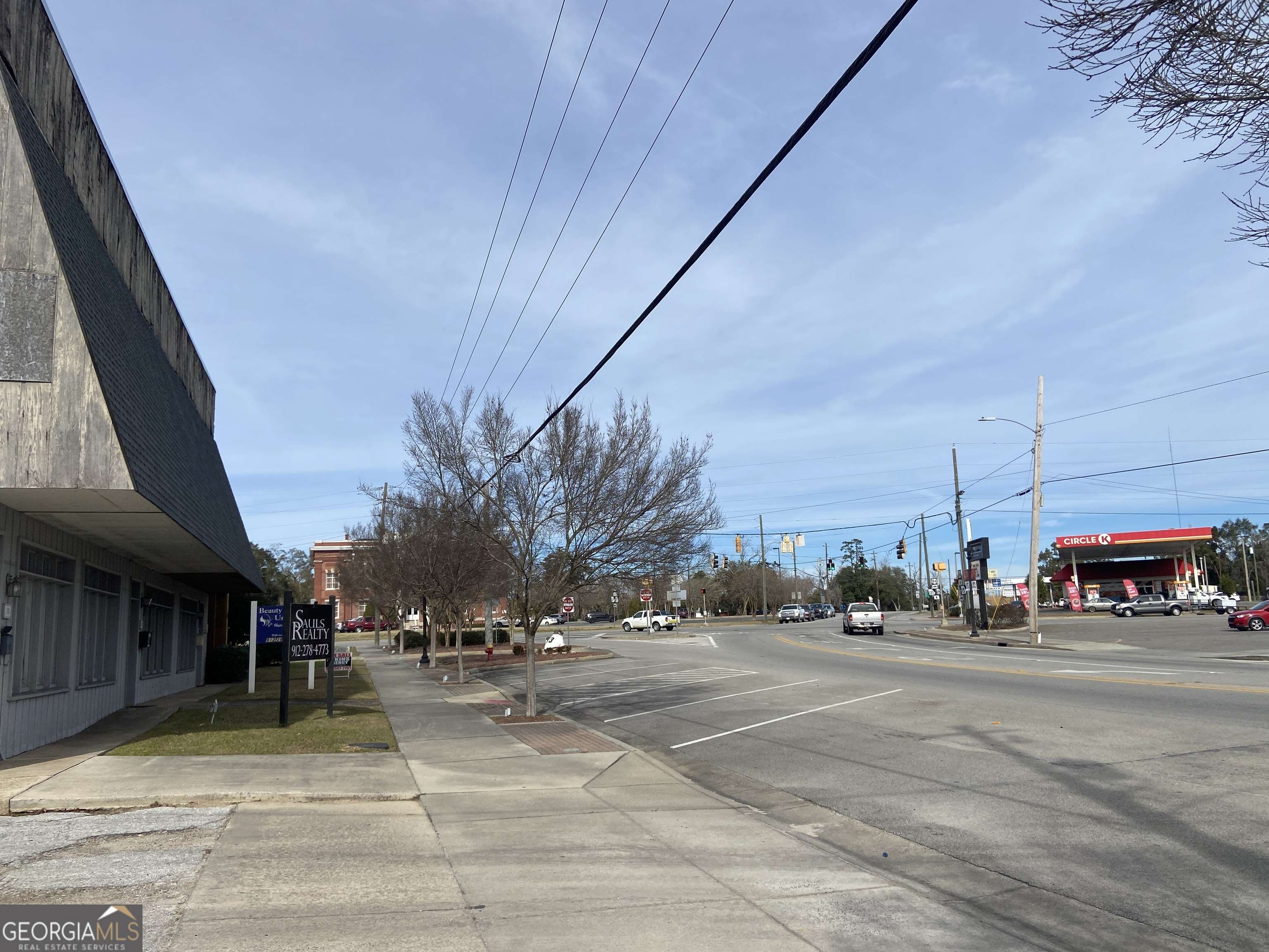 Blackshear, GA 31516,106 Main ST
