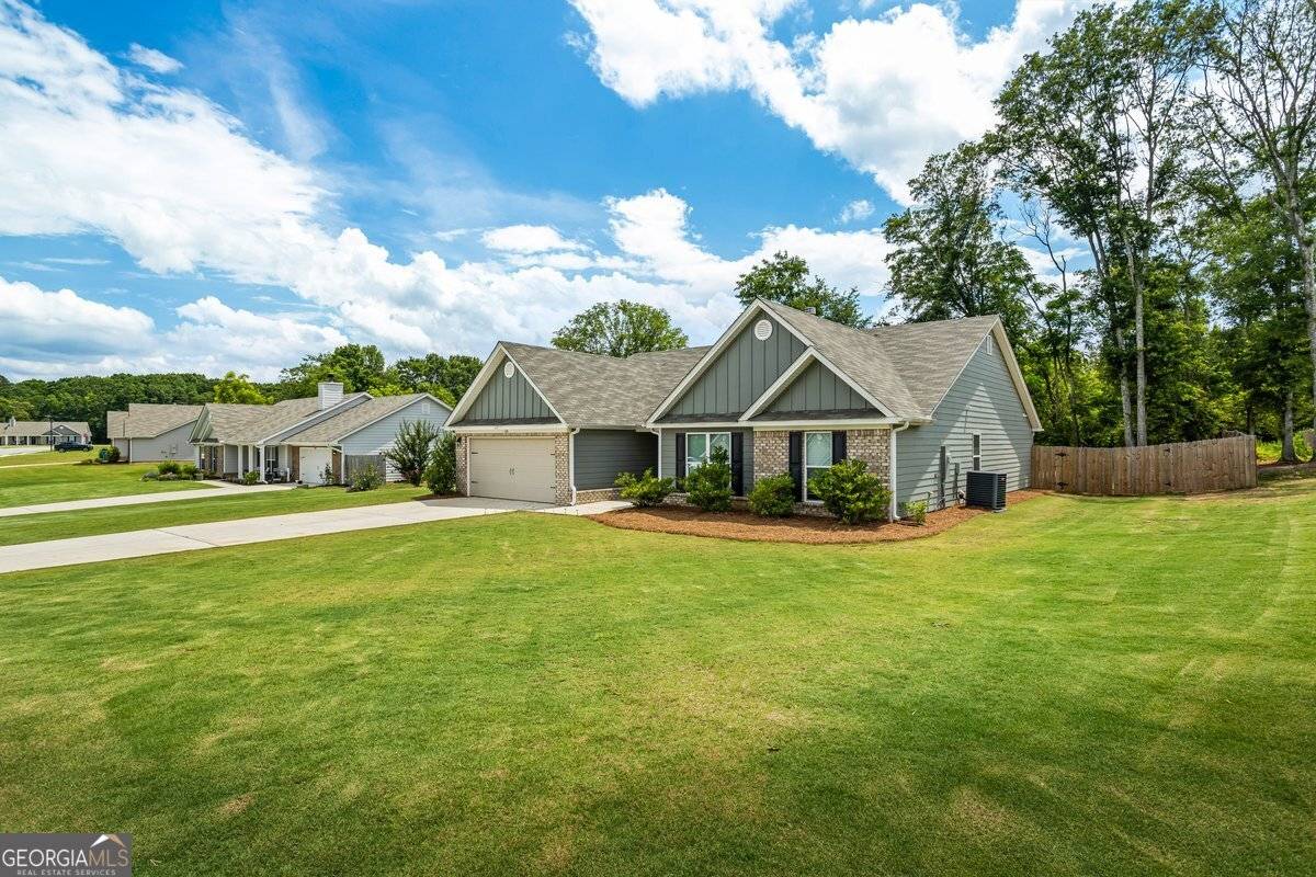 Statham, GA 30666,126 Sawgrass LN