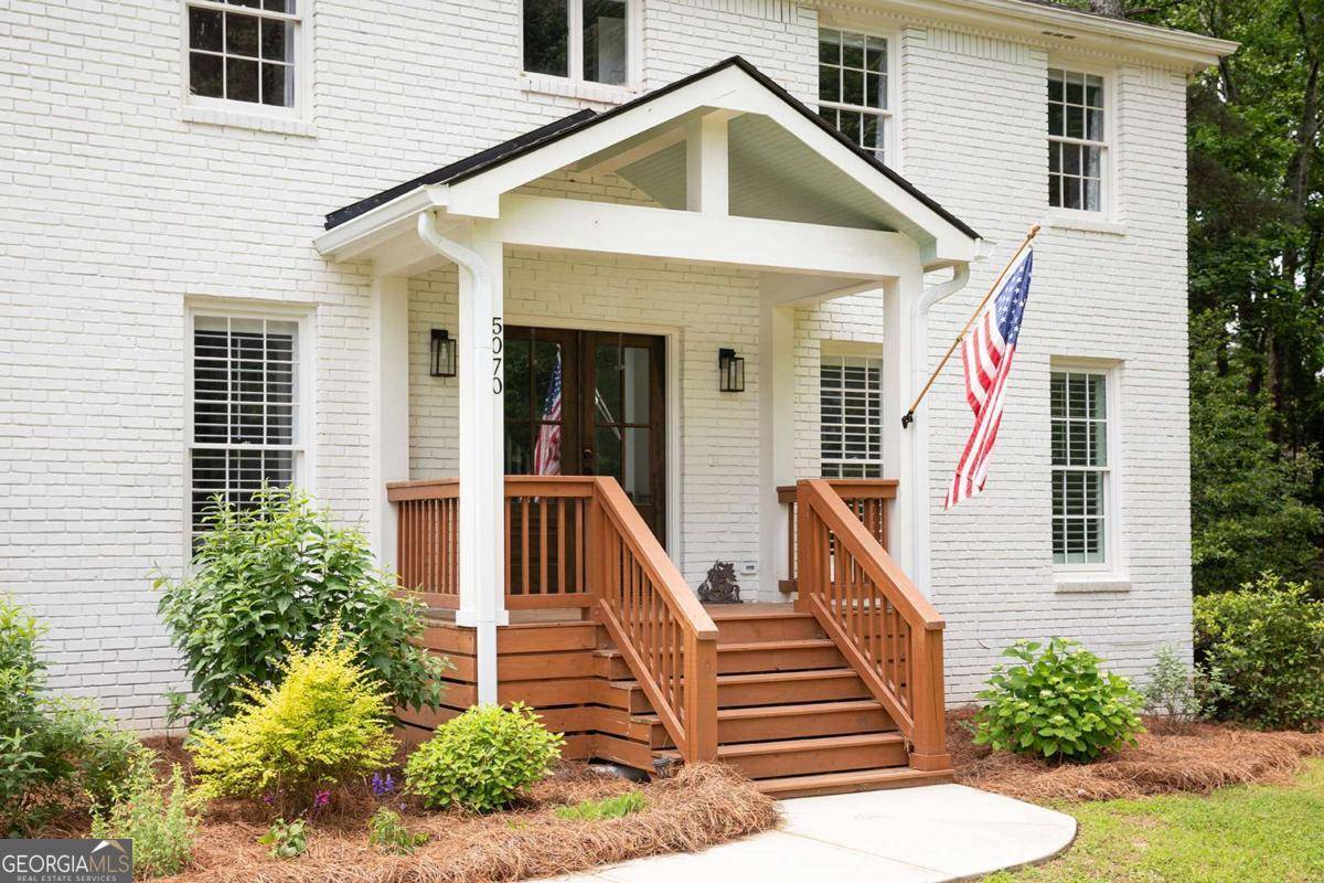 Atlanta, GA 30338,5070 Hensley DR