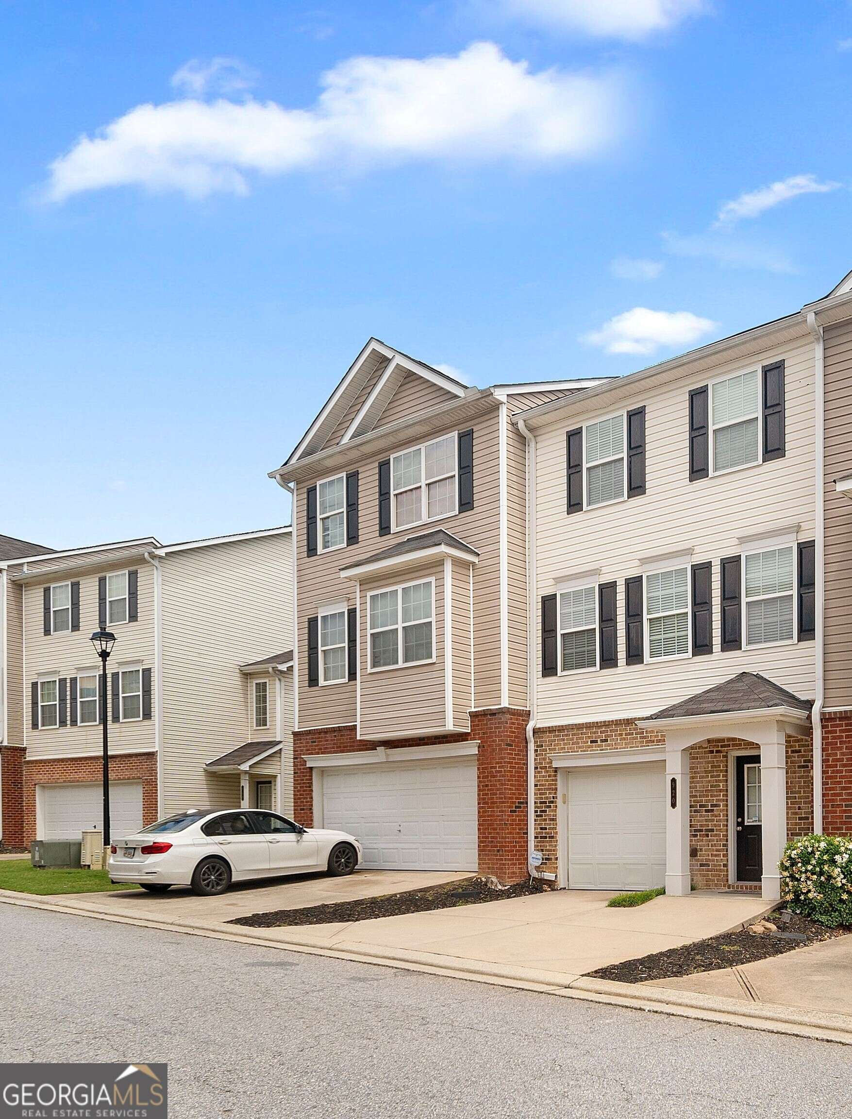 Atlanta, GA 30331,920 Society CIR SW