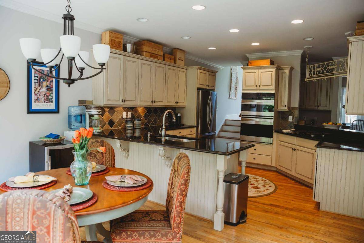 Alpharetta, GA 30022,605 Lake Medlock DR