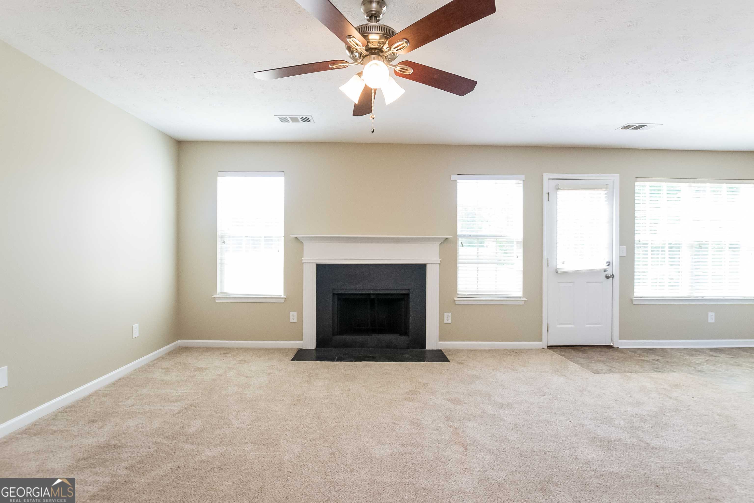 Hampton, GA 30228,216 Prairie Hen LN