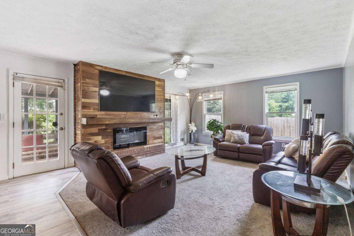 Lilburn, GA 30047,1433 Janice CT SW