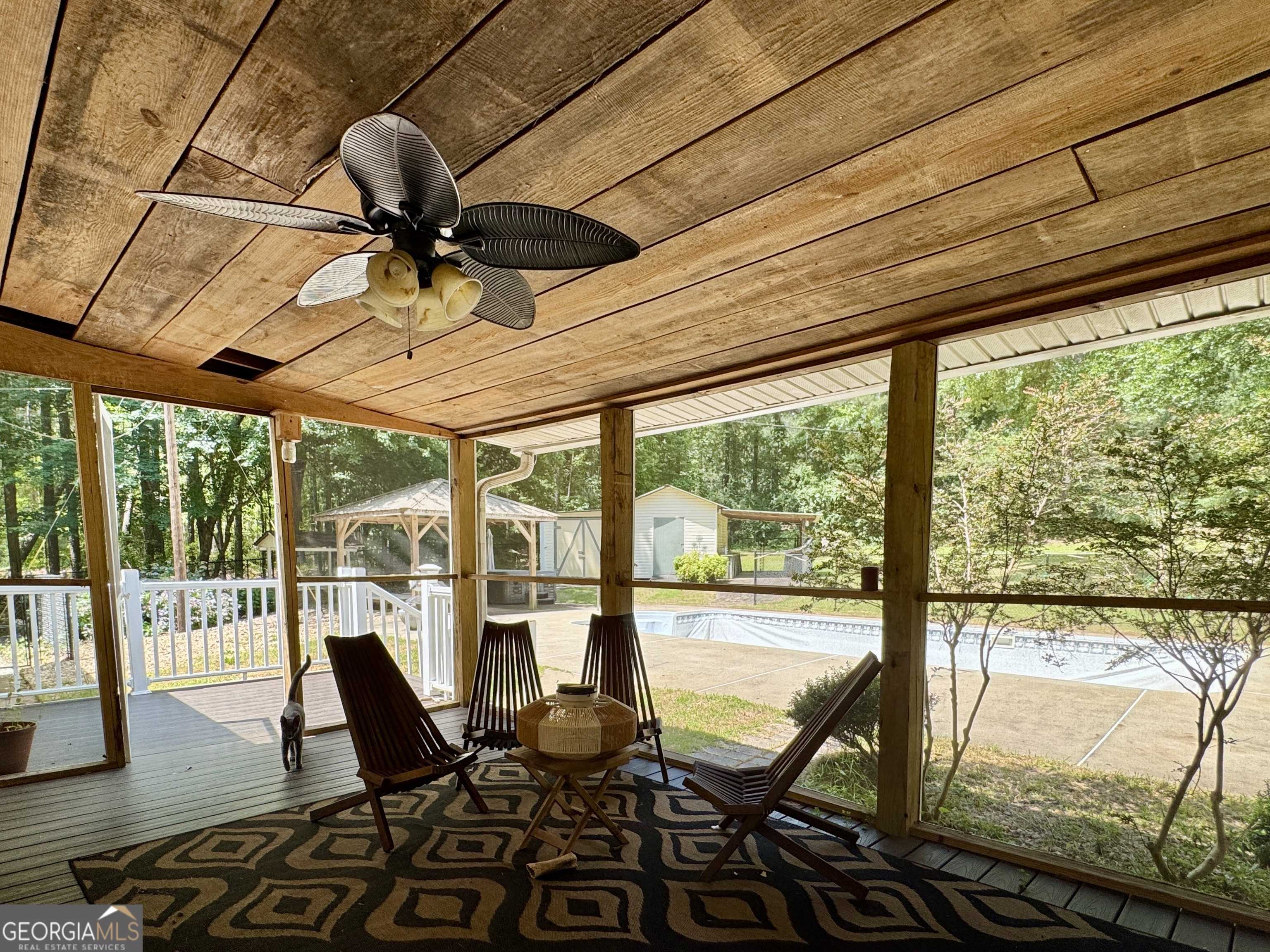 Senoia, GA 30276,90 Howard RD