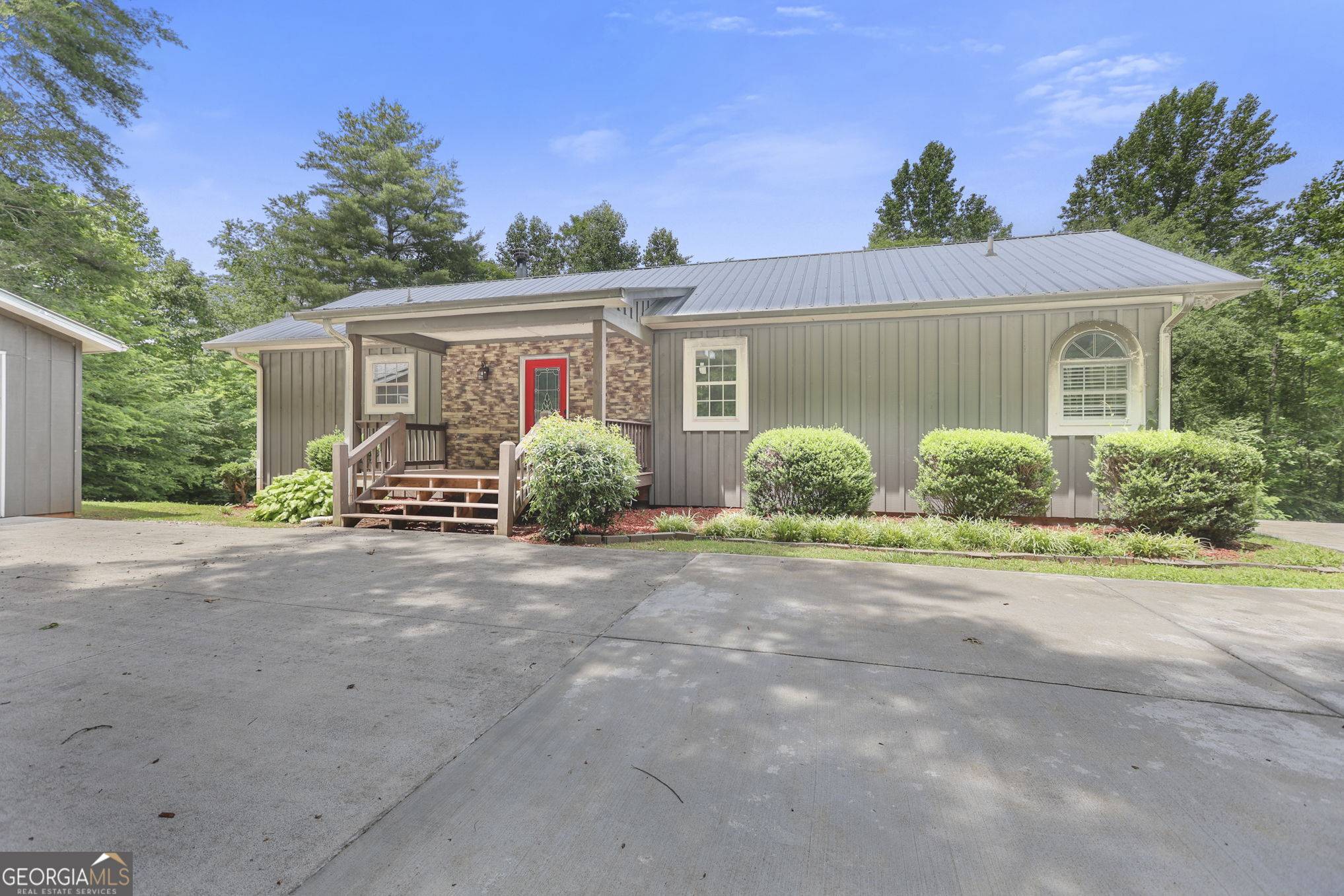 Young Harris, GA 30582,6704 Morgan DR