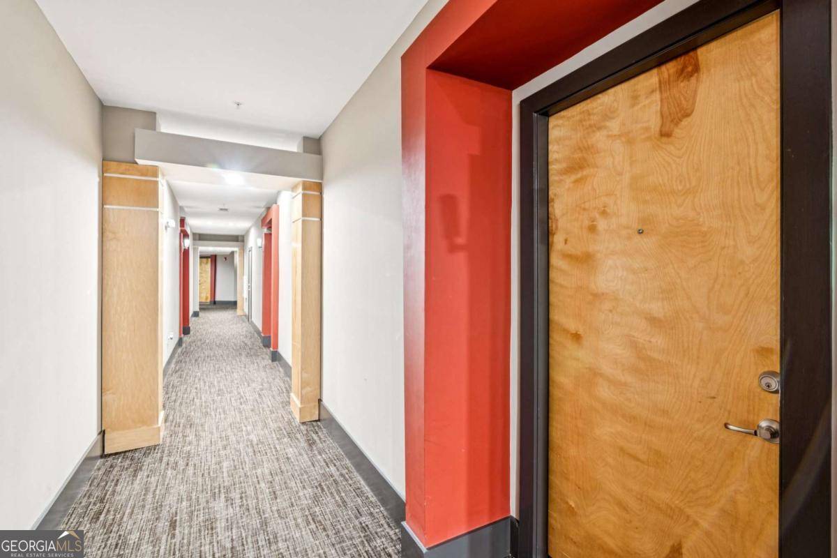 Atlanta, GA 30328,799 Hammond DR #325