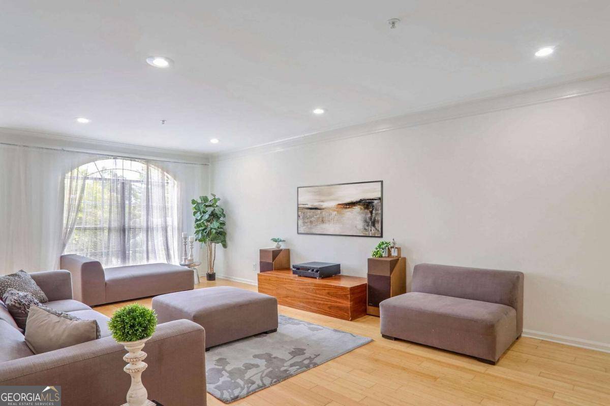 Atlanta, GA 30308,200 Renaissance Pkwy NE #219