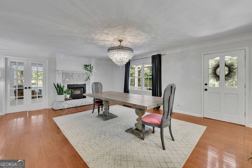 Cumming, GA 30040,2095 Honeysuckle DR