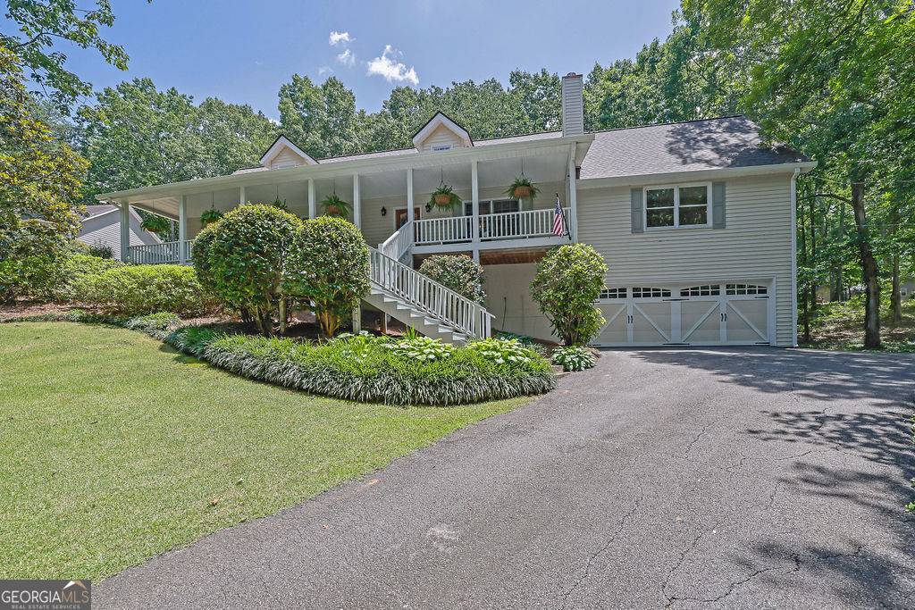 Cumming, GA 30040,2095 Honeysuckle DR