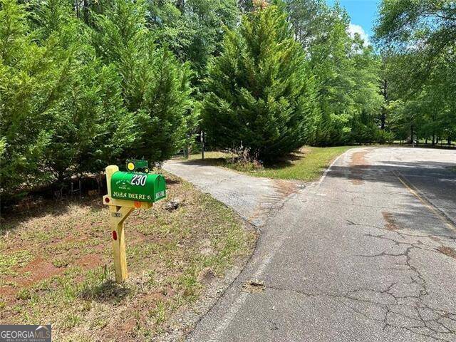 Griffin, GA 30223,230 Vaughn CIR