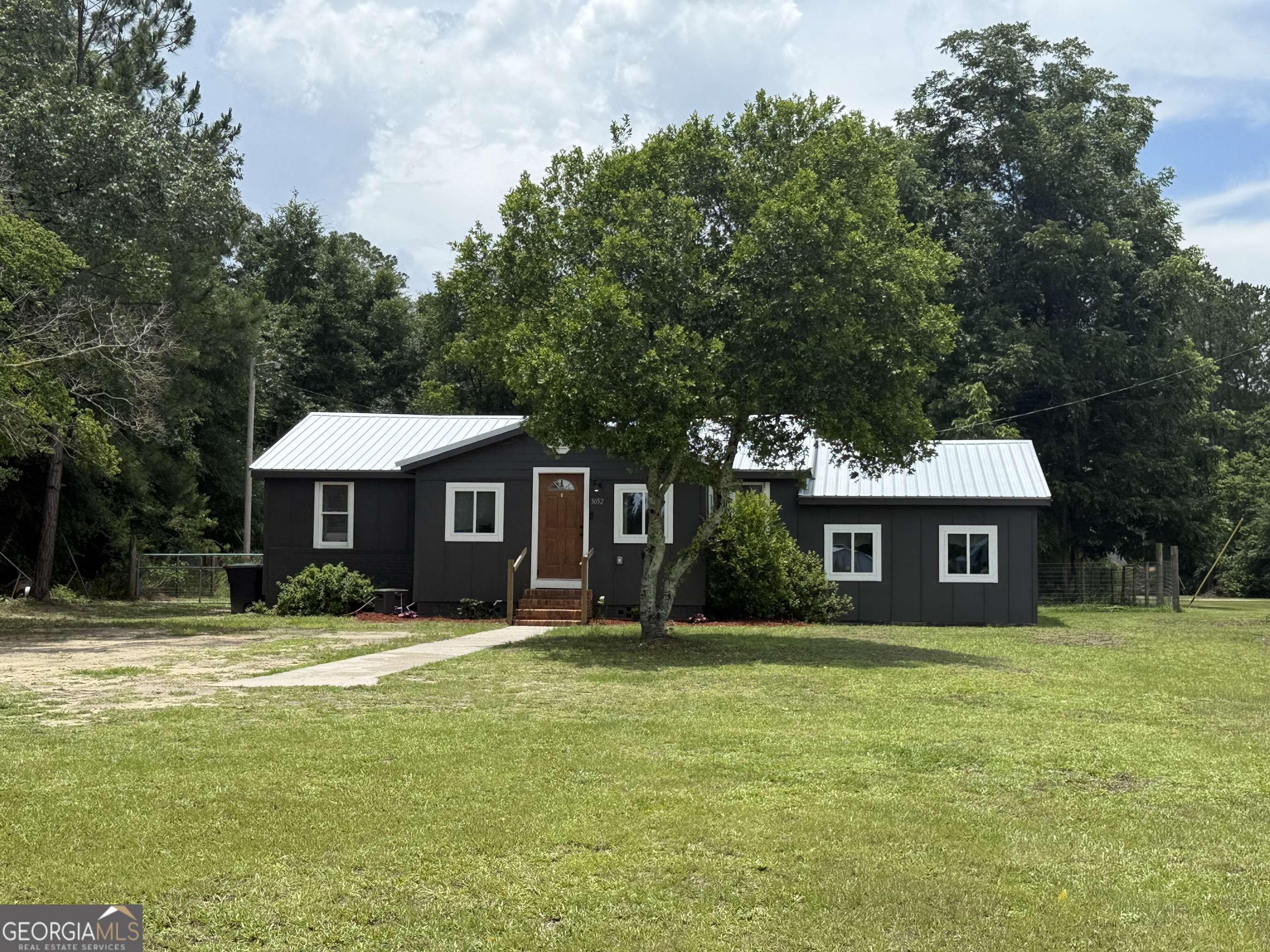 Sylvania, GA 30467,3052 Effingham HWY