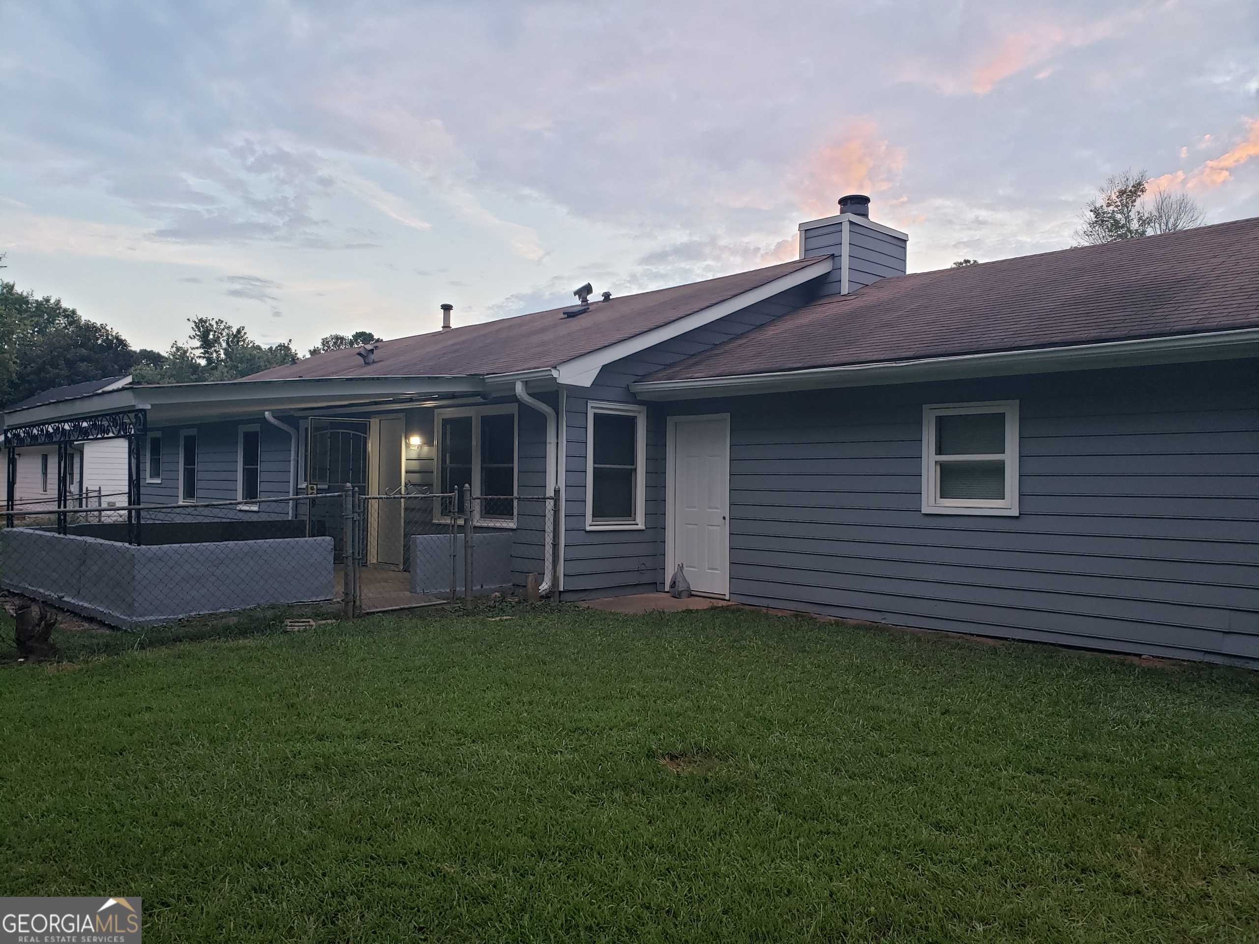 Conyers, GA 30094,512 Greenview AVE SE