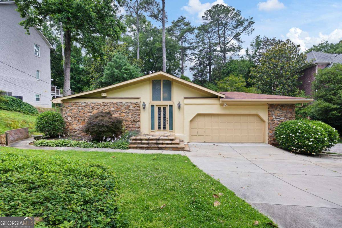 Atlanta, GA 30327,3272 Pinestream RD NW