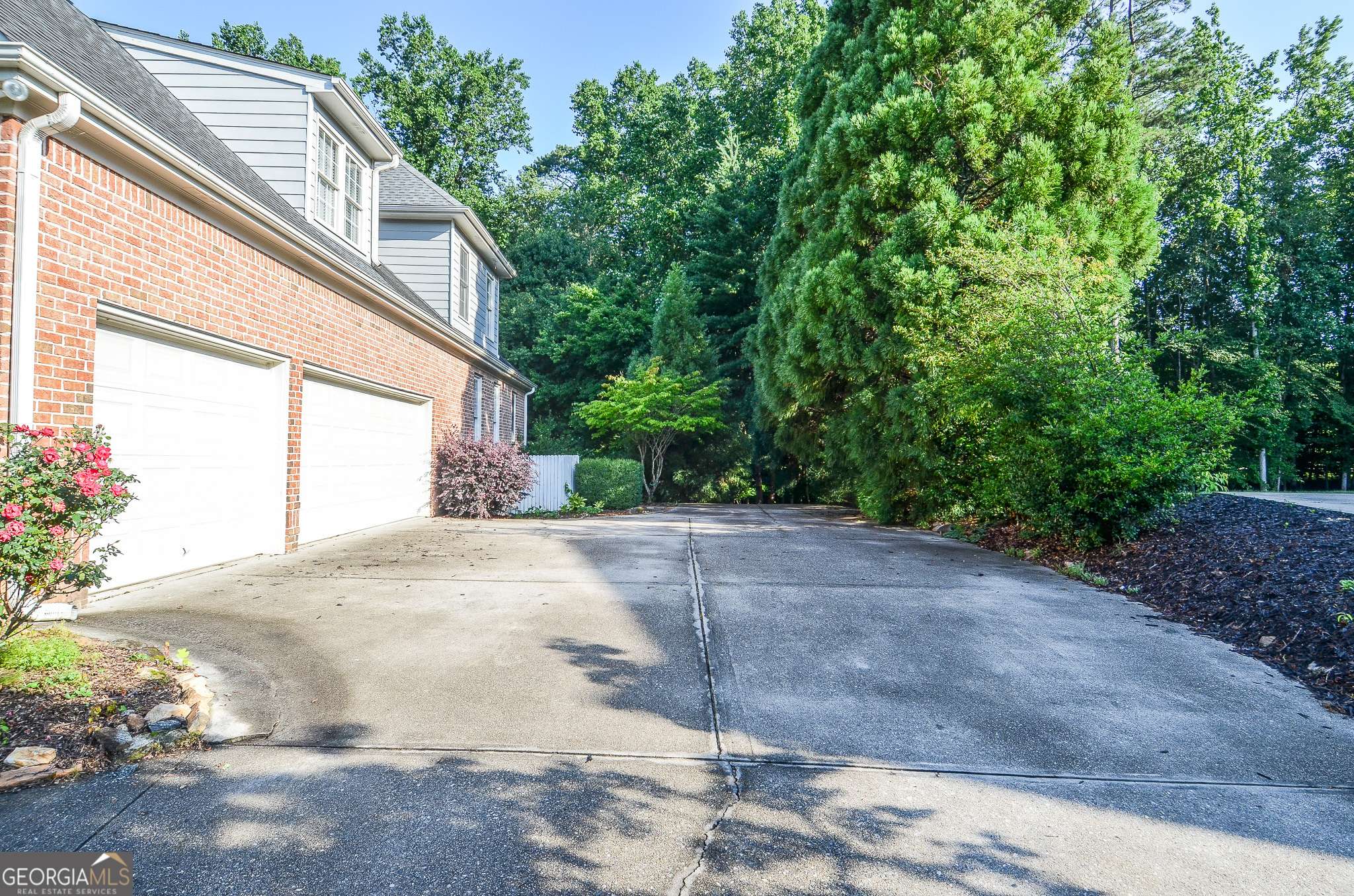 Alpharetta, GA 30004,128 Laurel Ridge DR
