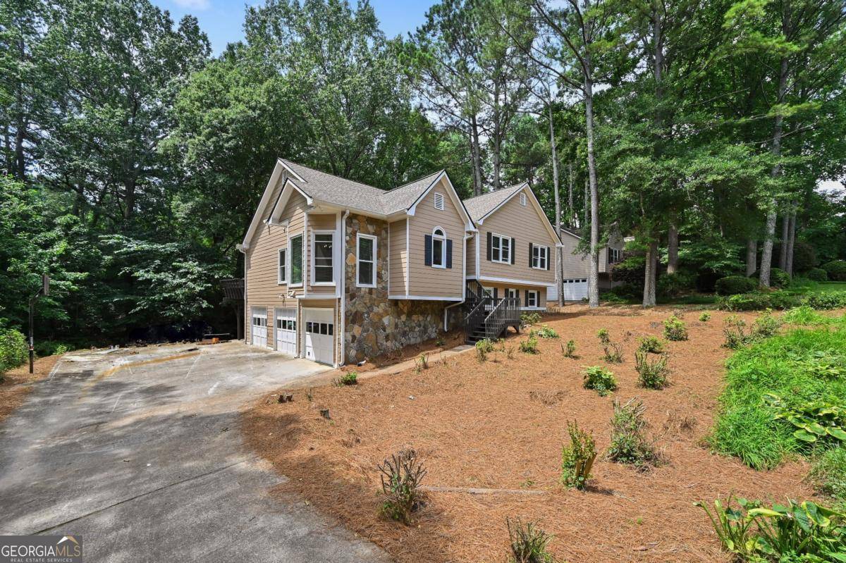 Suwanee, GA 30024,400 Hunt River WAY