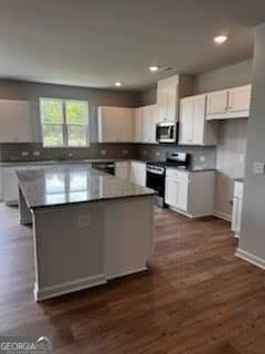 Loganville, GA 30052,650 Point Place DR