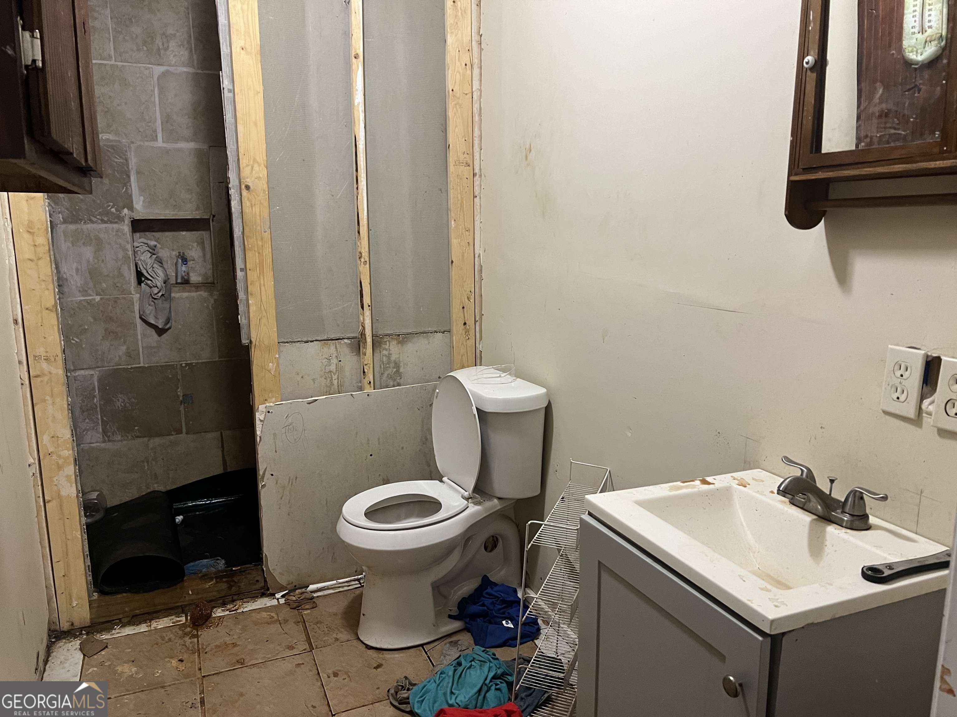 Thomaston, GA 30286,318 North ST