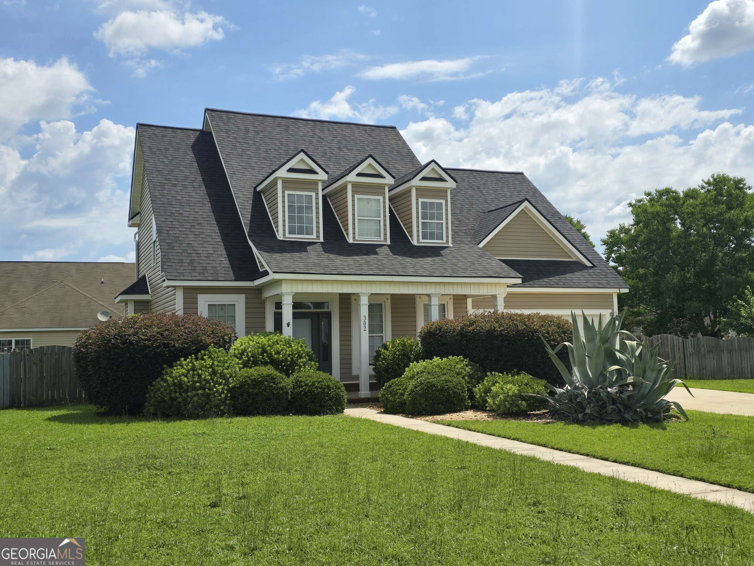 Warner Robins, GA 31088,302 Meyers Lake DR