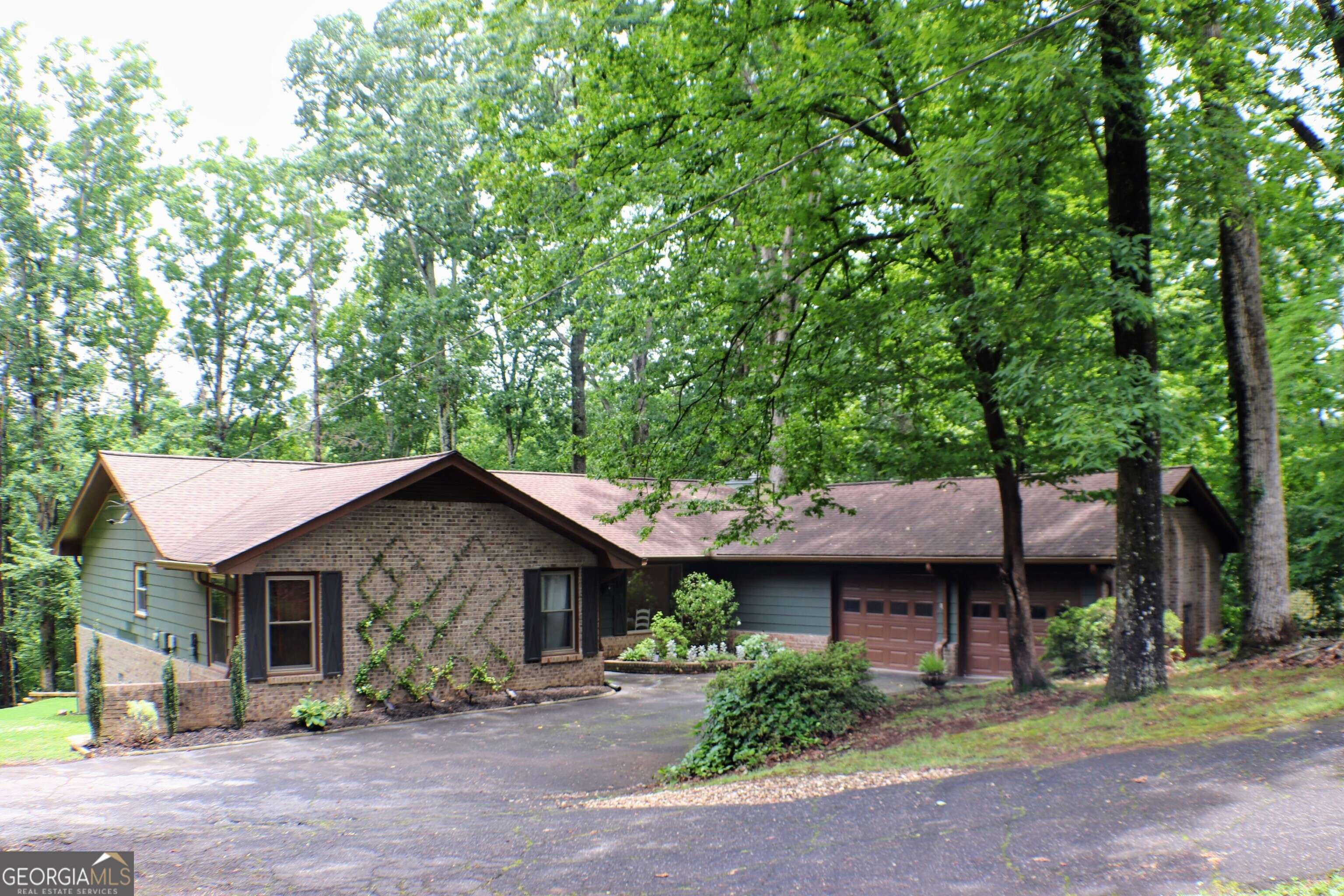 Lilburn, GA 30047,1310 Larkview DR SW