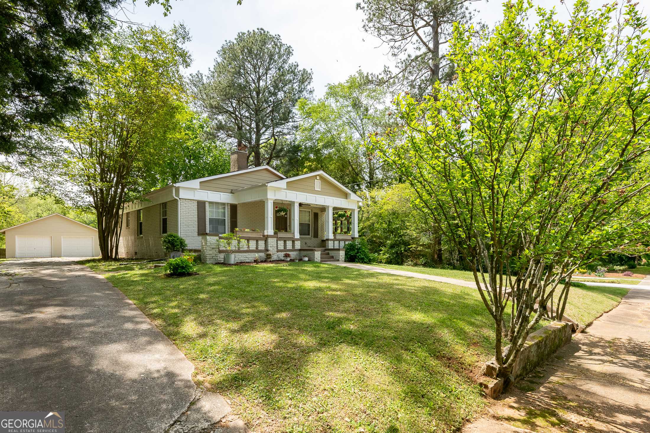 Atlanta, GA 30310,1104 Victory DR SW