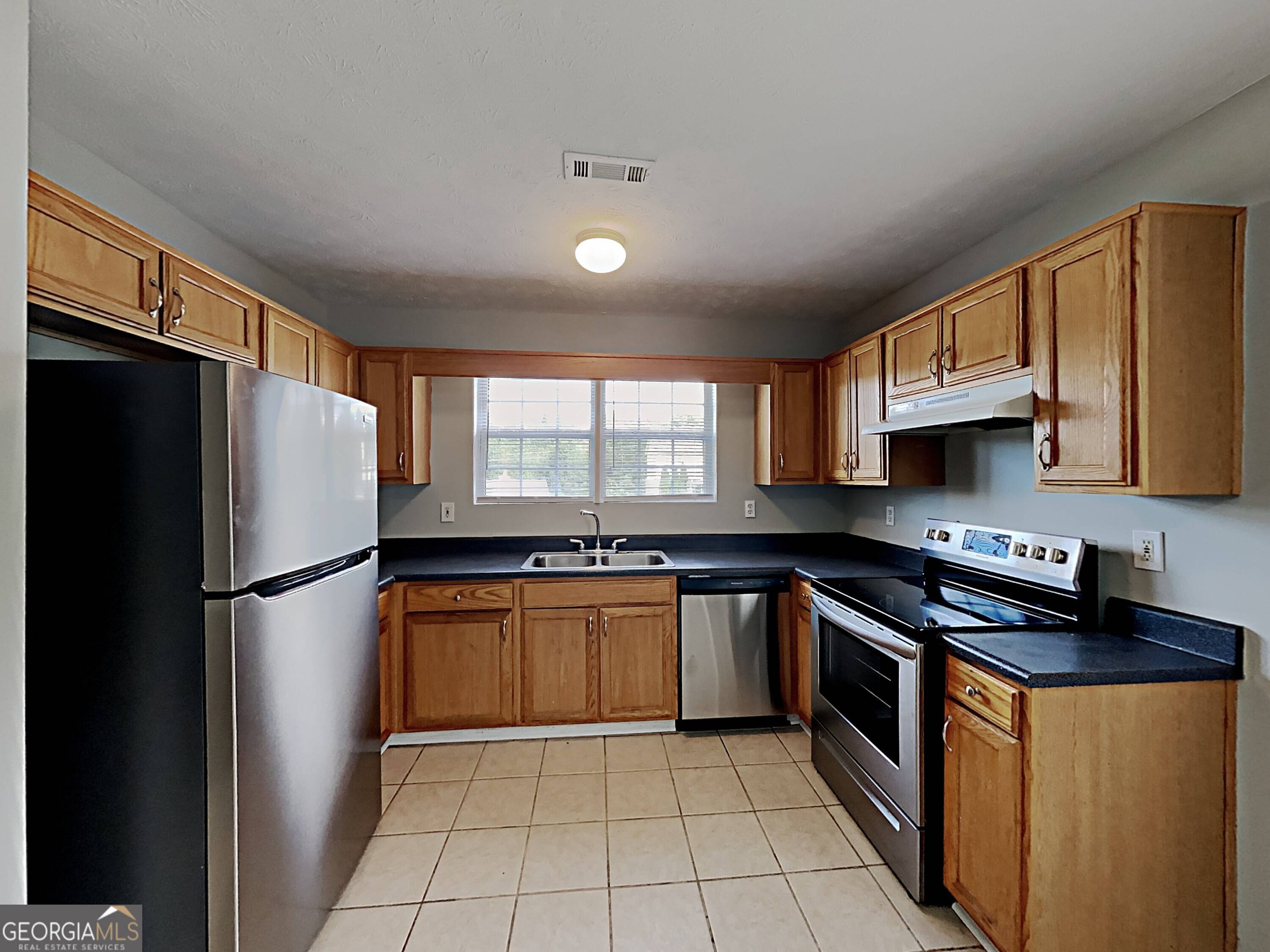 Covington, GA 30016,155 Fairclift DR