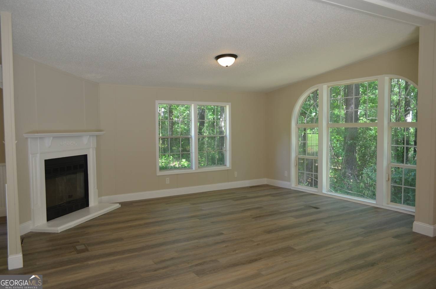 Forsyth, GA 31029,325 High RD