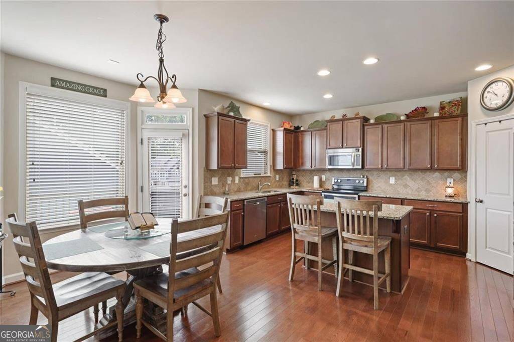 Acworth, GA 30102,218 Ballymore LN