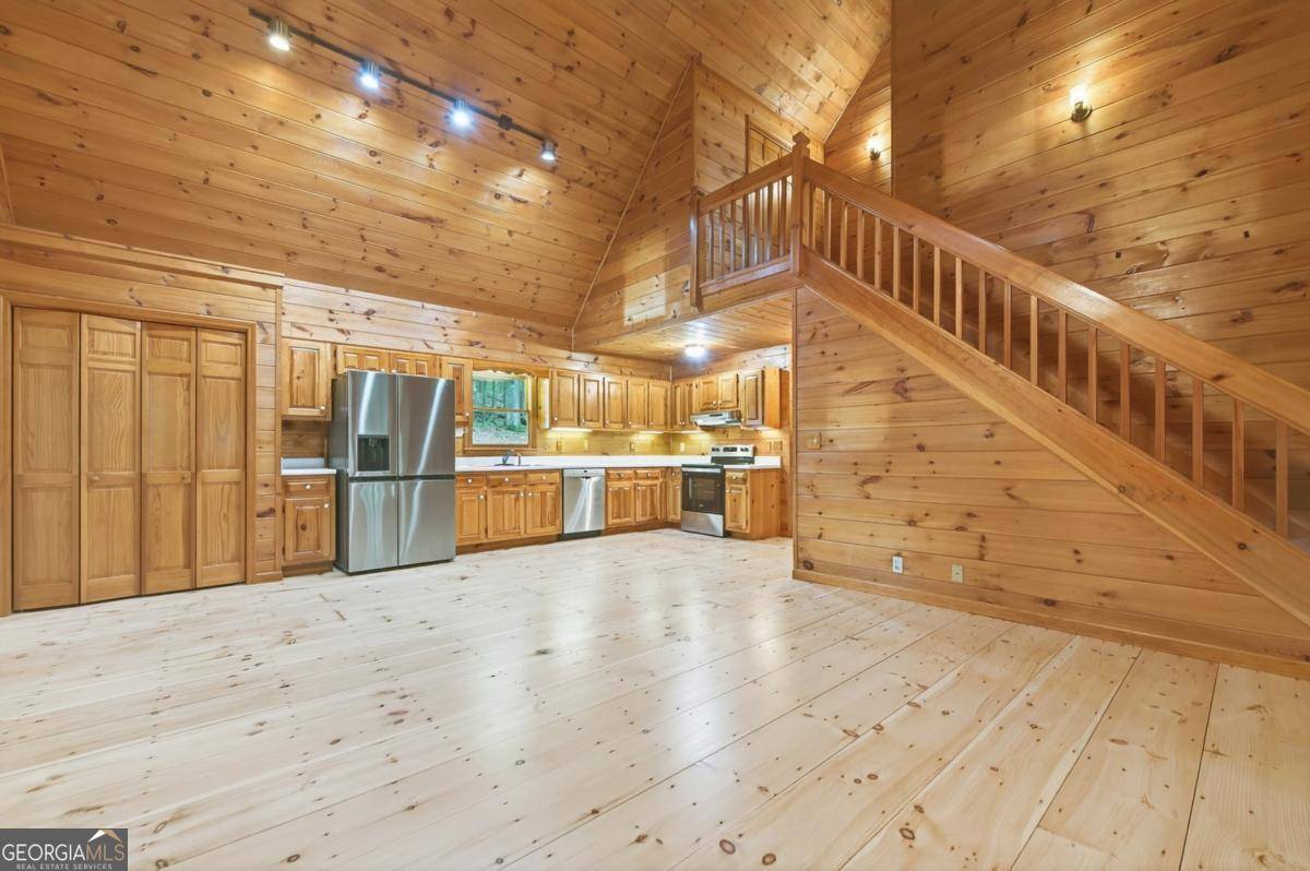 Ellijay, GA 30536,776 Mountain Oak RD