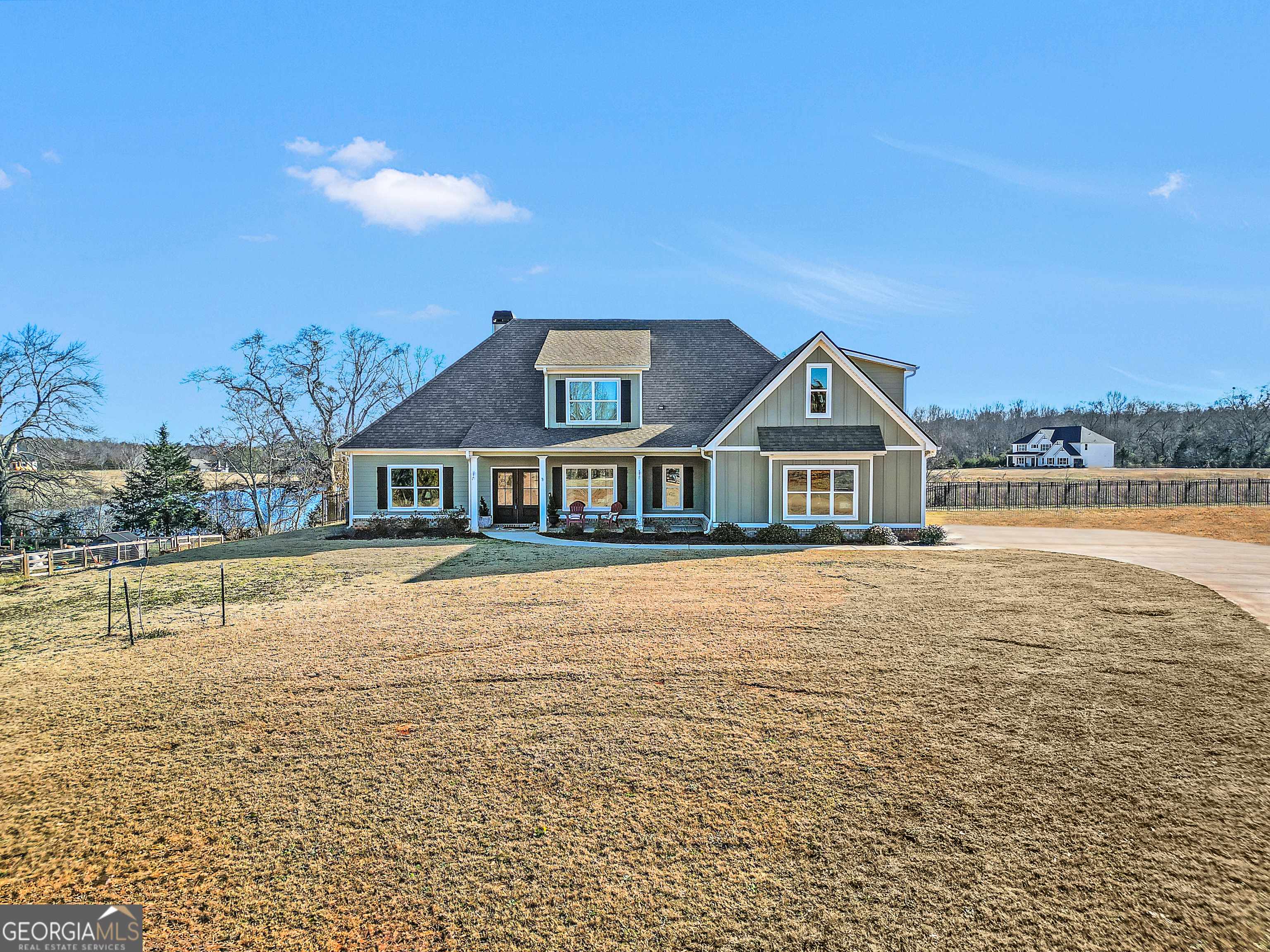 Barnesville, GA 30204,935 Gordon RD