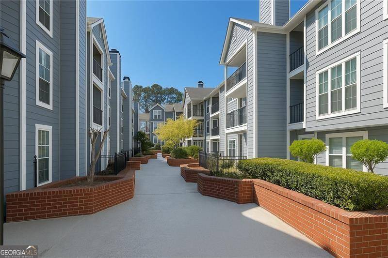 Atlanta, GA 30328,424 GRANVILLE