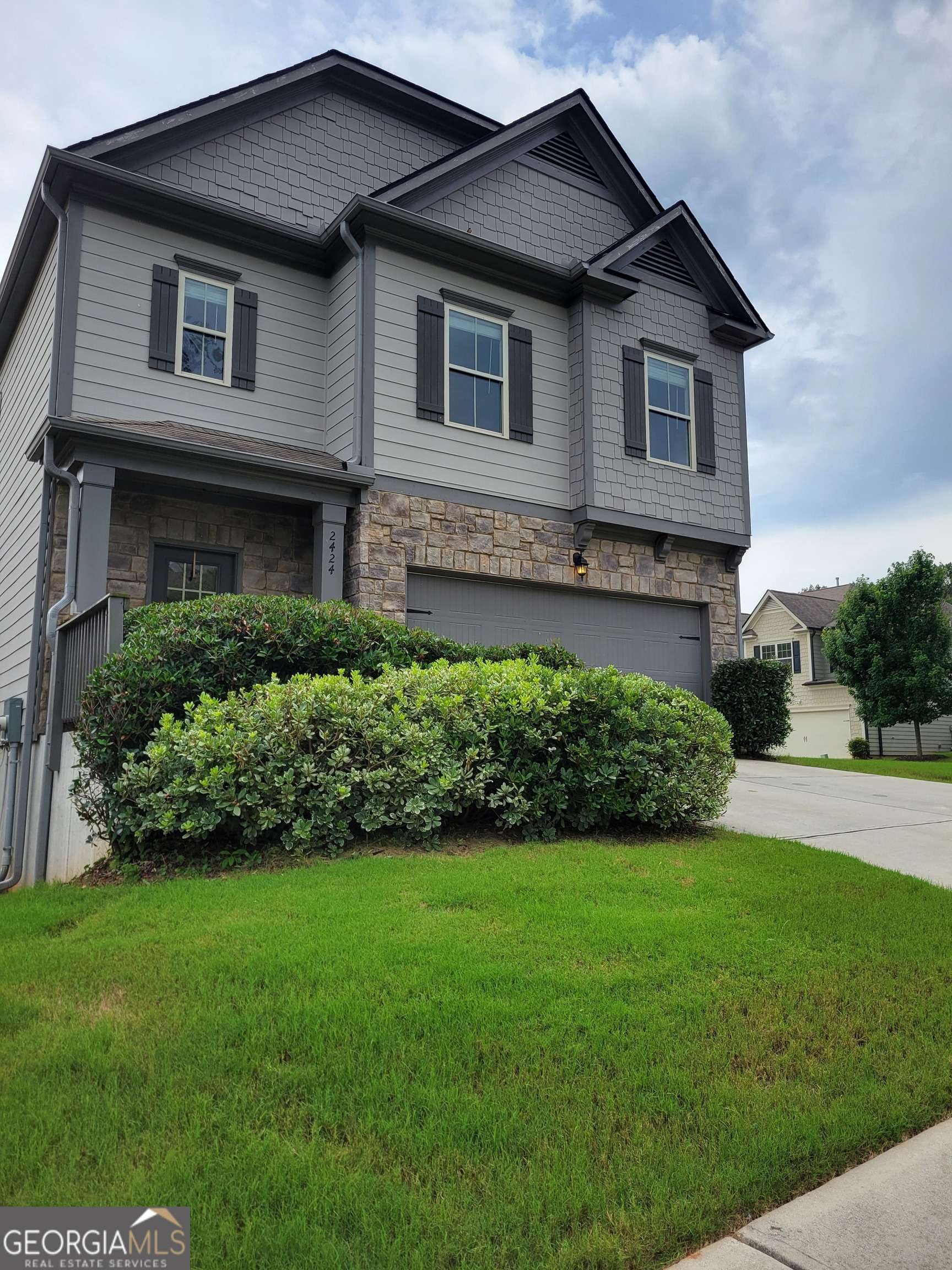 College Park, GA 30337,2424 Saint Andrews RDG