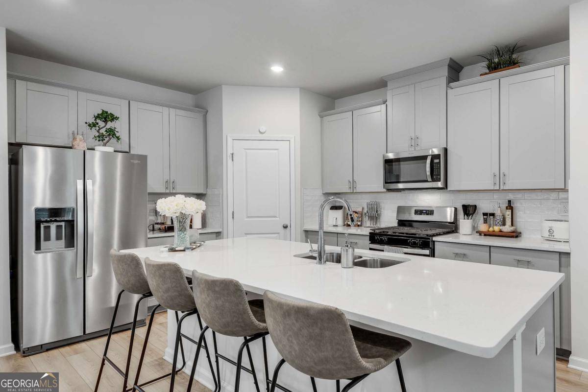 Lawrenceville, GA 30043,1542 Villageside CT