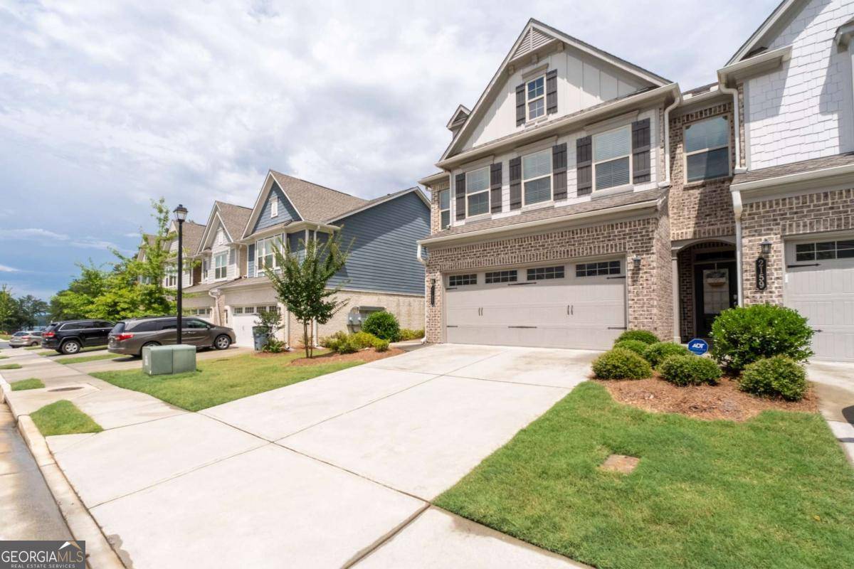 Buford, GA 30518,2169 Lanier Harbor PT