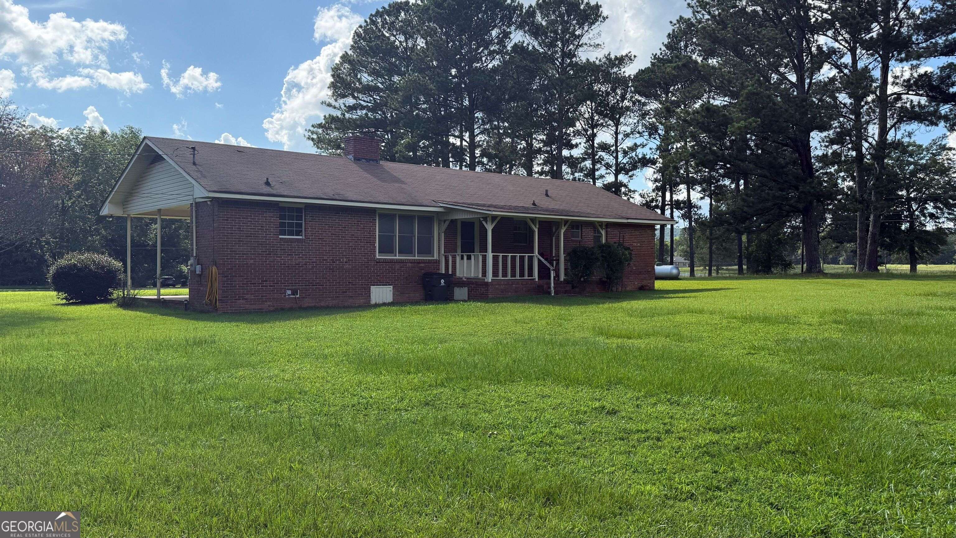 Thomaston, GA 30286,350 Waller RD
