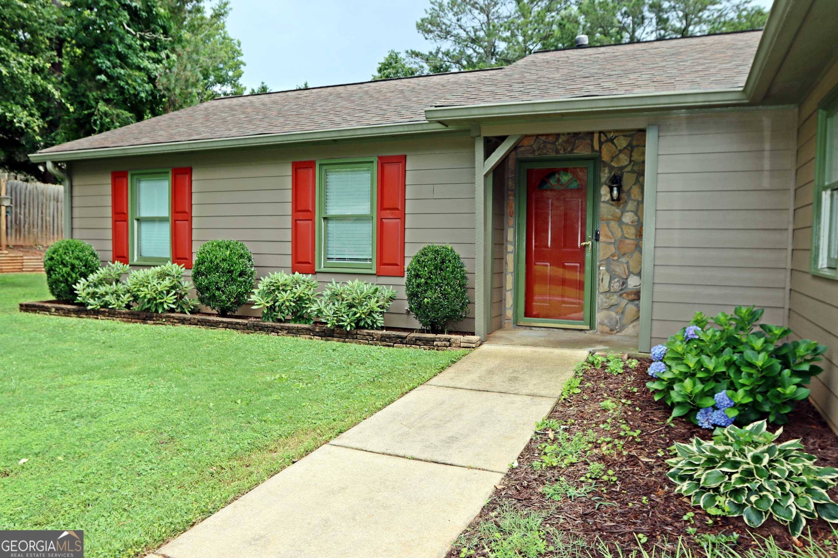 Canton, GA 30115,199 Candy LN