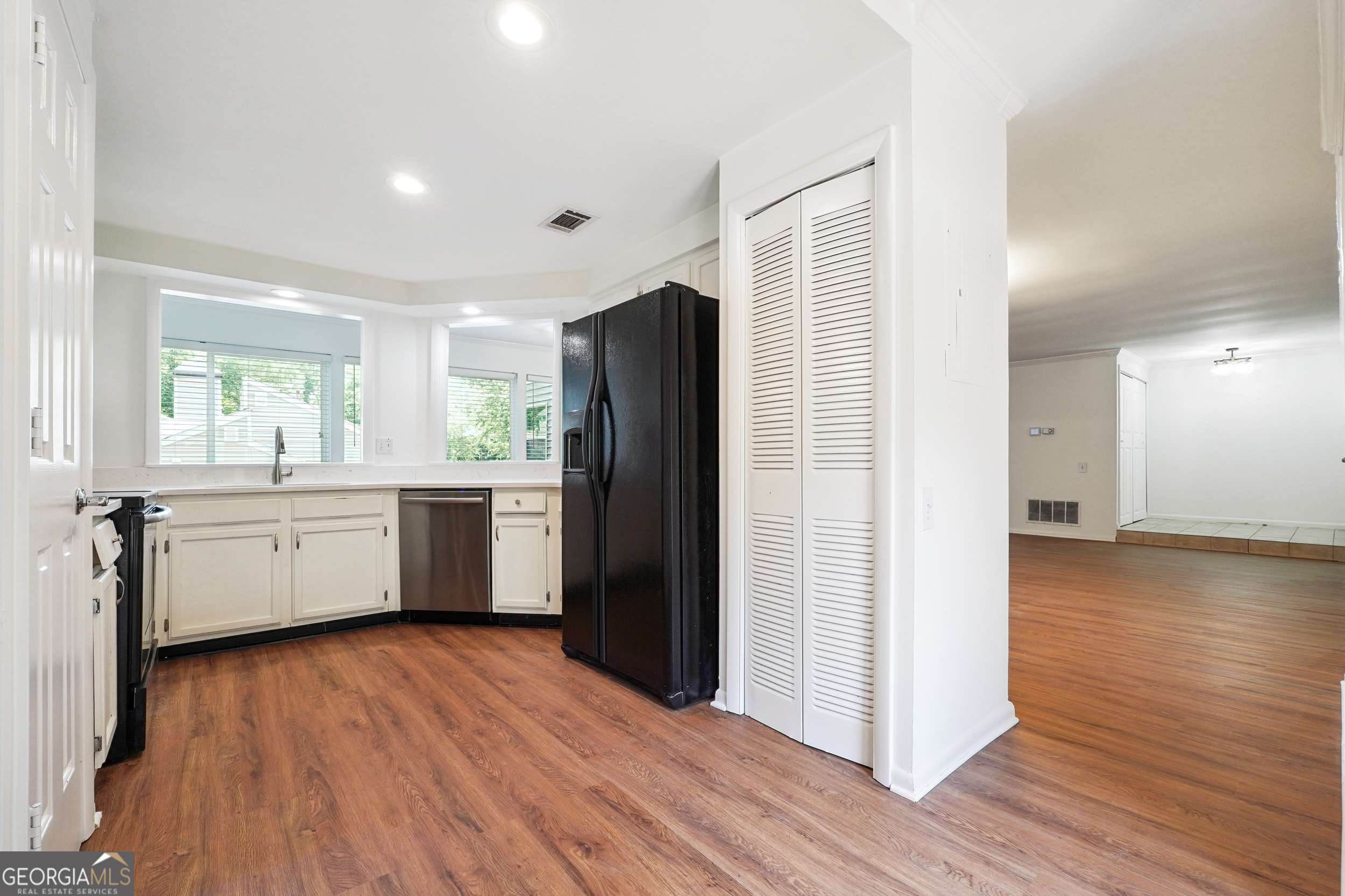 Sandy Springs, GA 30328,30 Dunwoody Springs DR