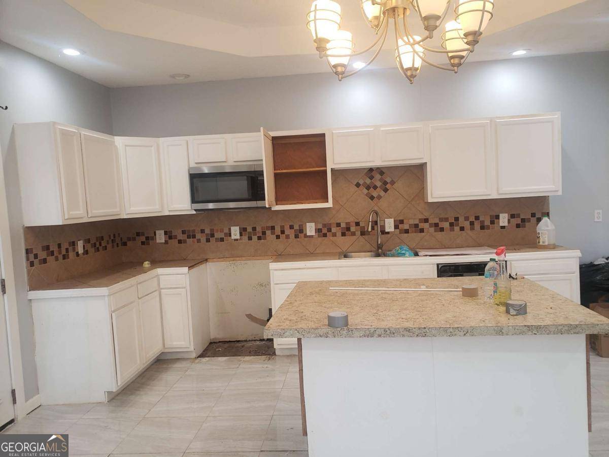 Riverdale, GA 30296,110 Chippewa CT