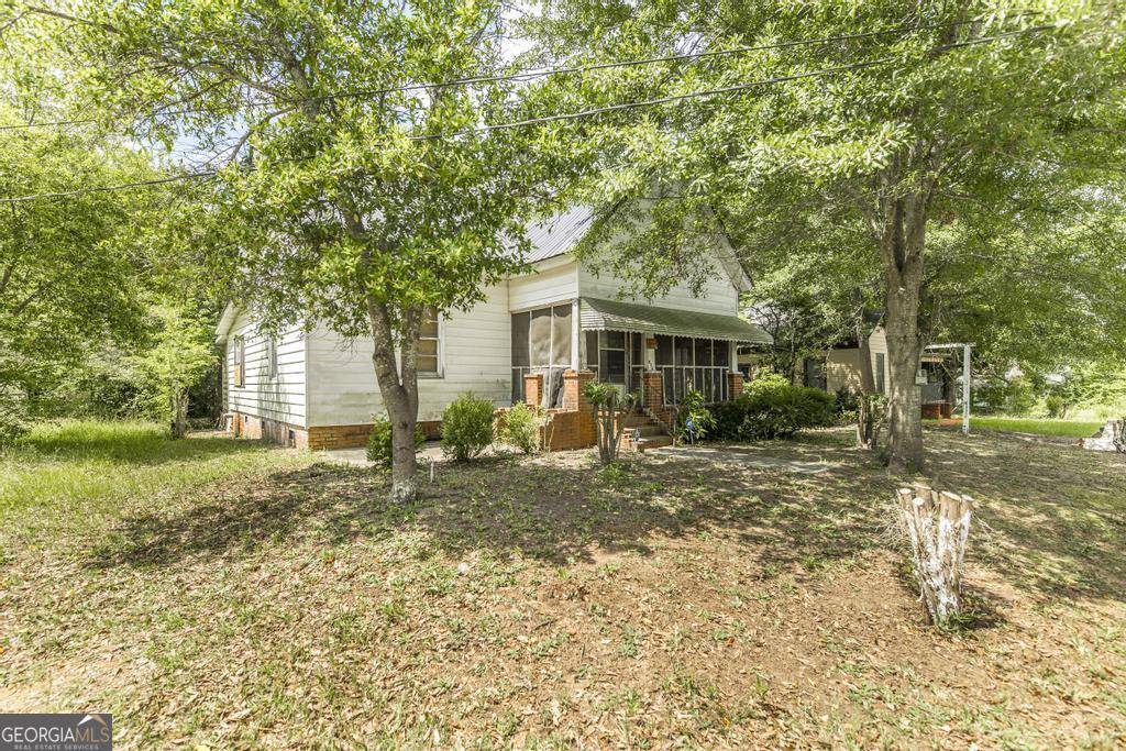 Macon, GA 31206,836 Grady ST S